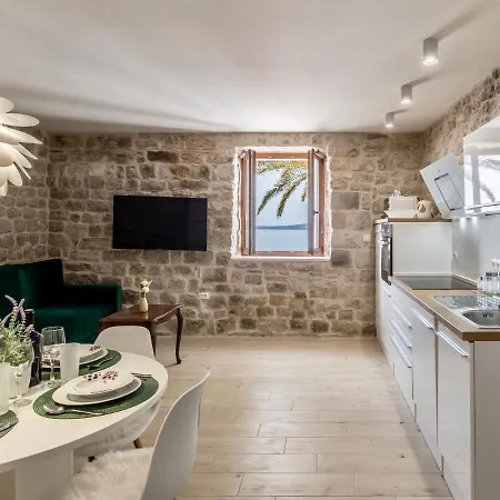 D & D Luxury Apartment Kastela Exterior photo